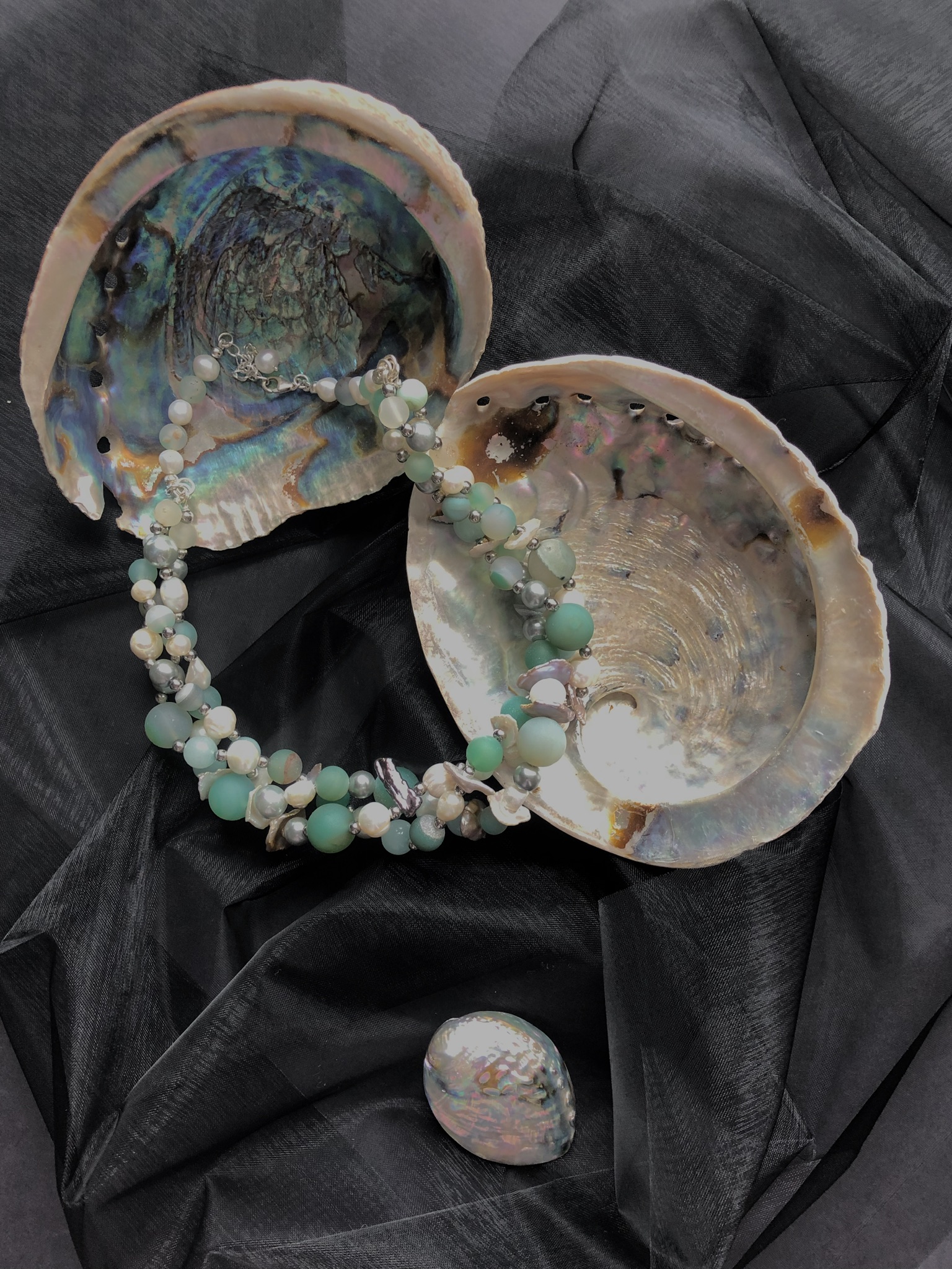 Frosted Agate and Freshwater Pearl Necklace