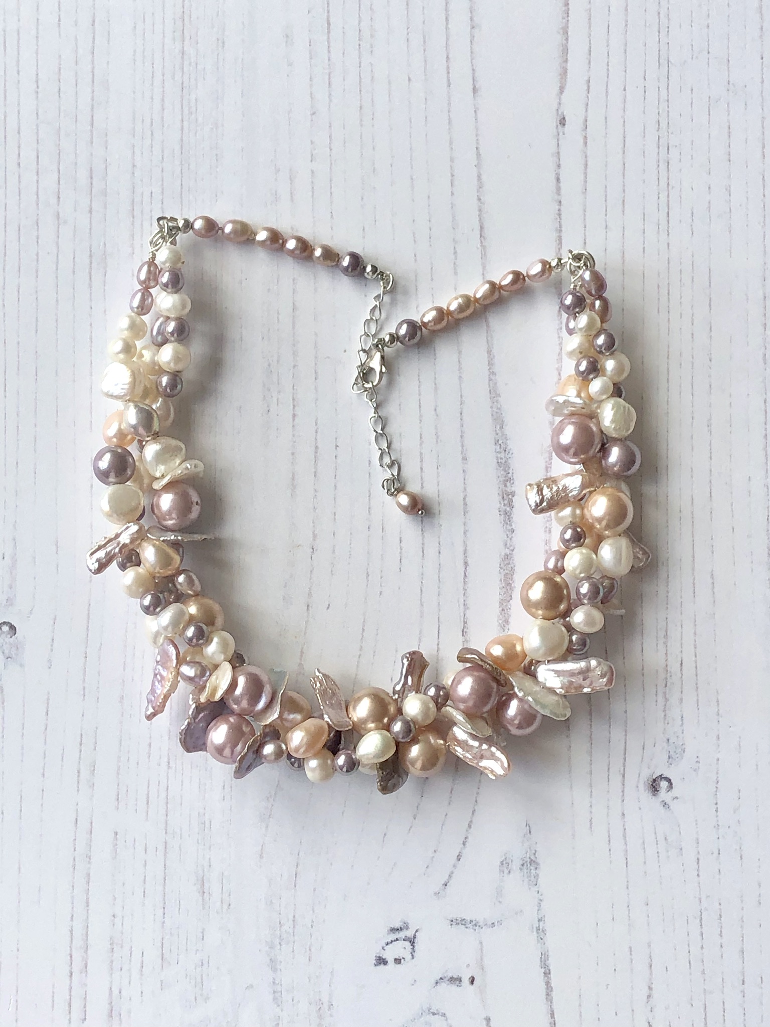 Multi Faceted Shades of Pearl Necklace - Image 2