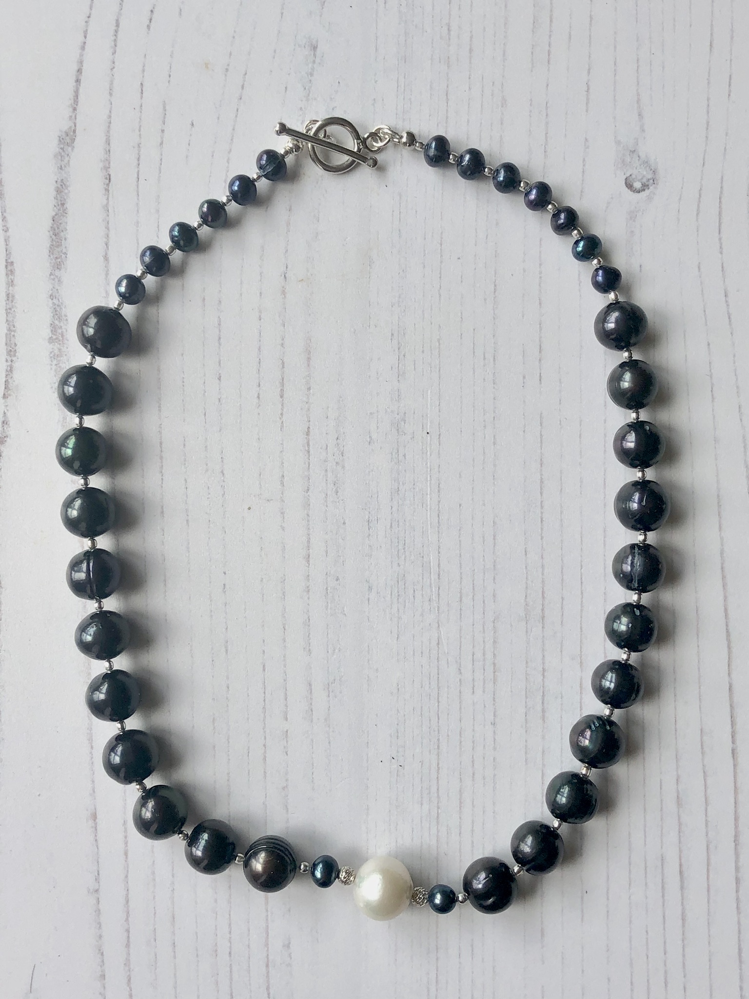 Black Pearl Necklace - Image 2