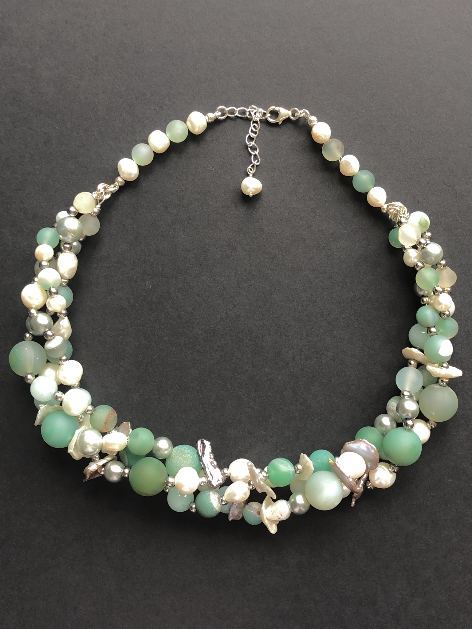 Frosted Agate and Freshwater Pearl Necklace - Image 2