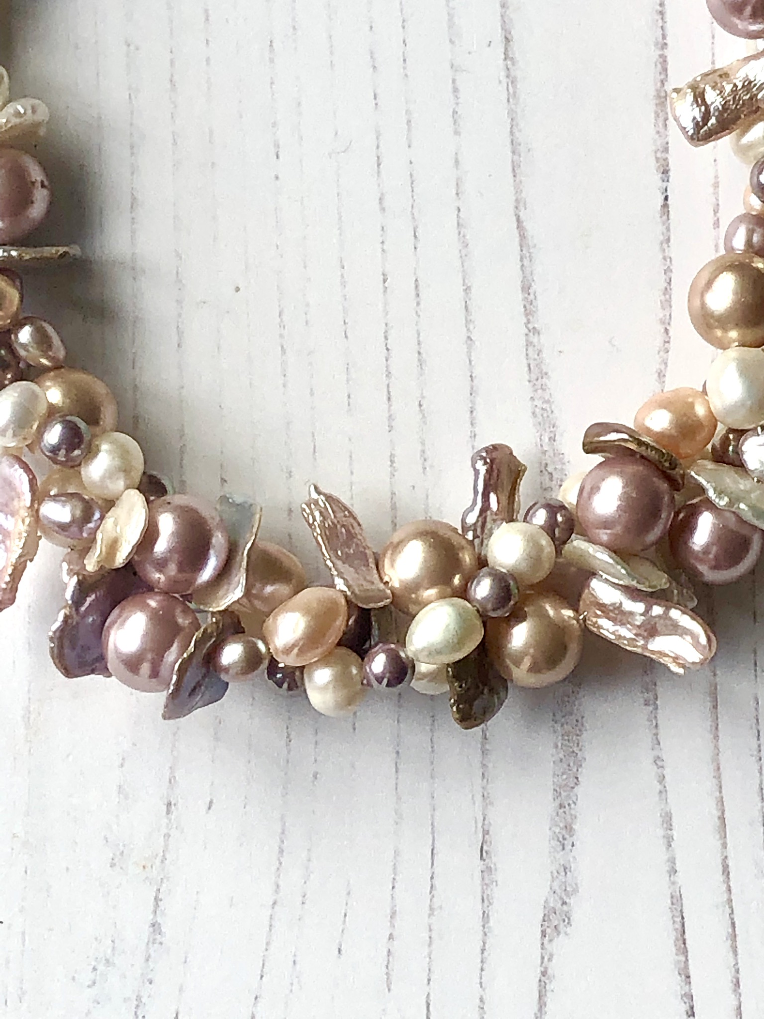 Multi Faceted Shades of Pearl Necklace - Image 3