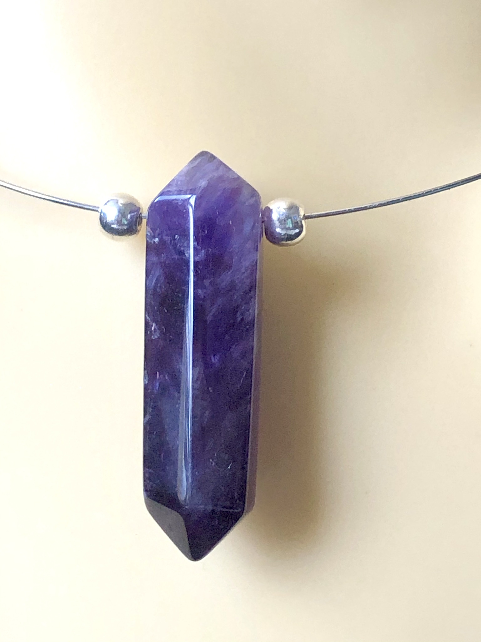Amethyst Pencil and Silver Bead Memory Wire Necklace - Image 2