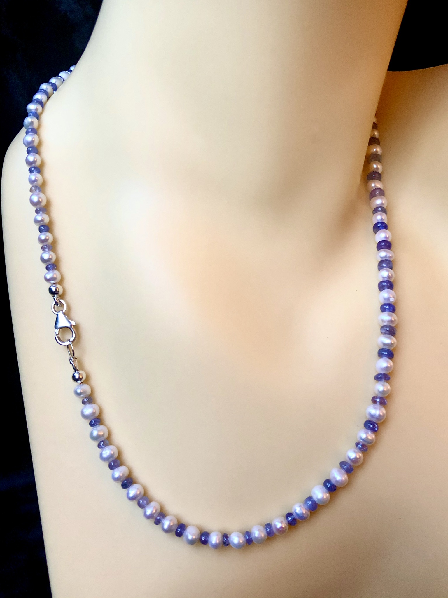 Tanzanite and Pearl Necklace - Image 3