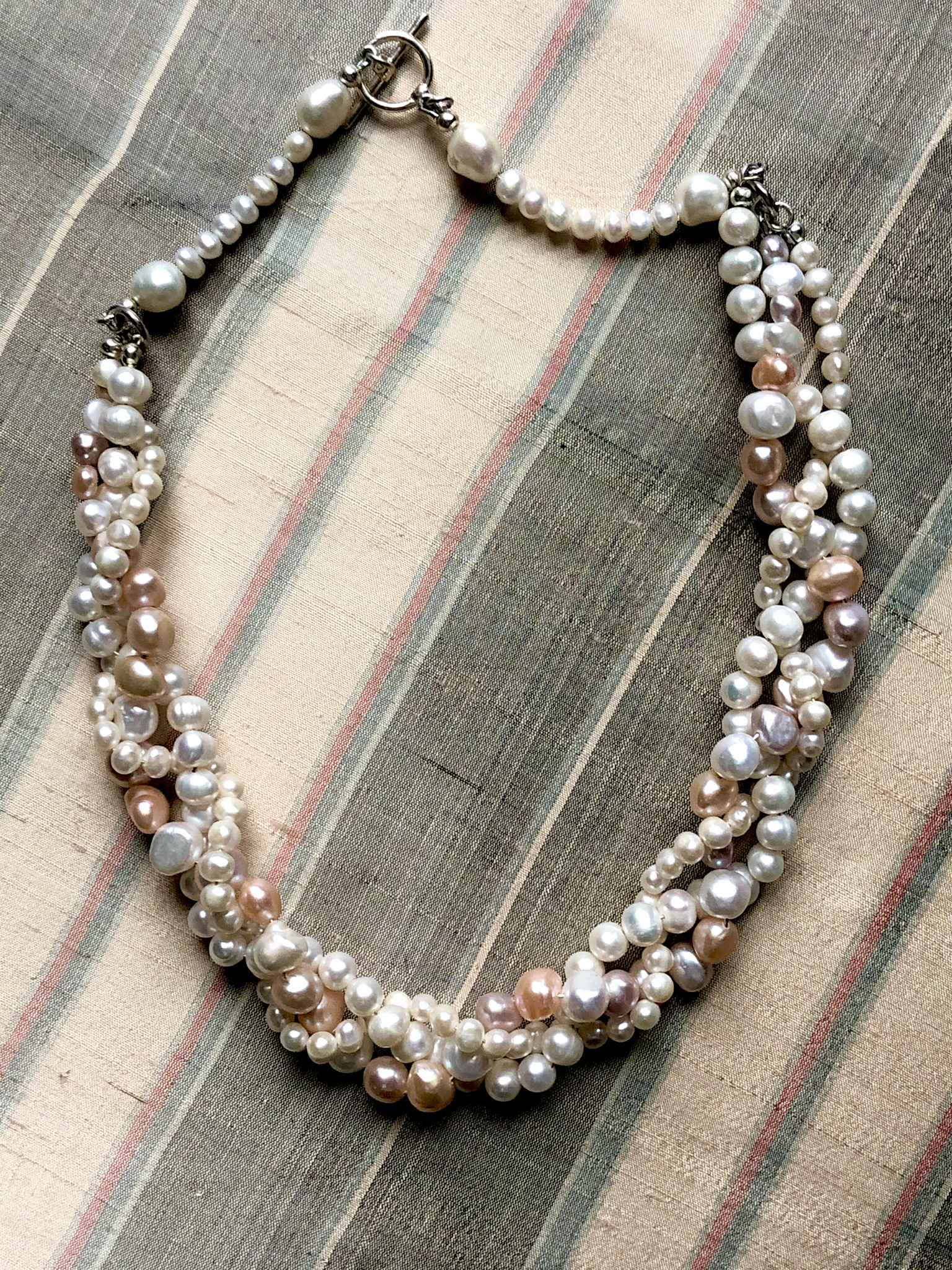 Plaited Freshwater Pearl Necklace - Image 2