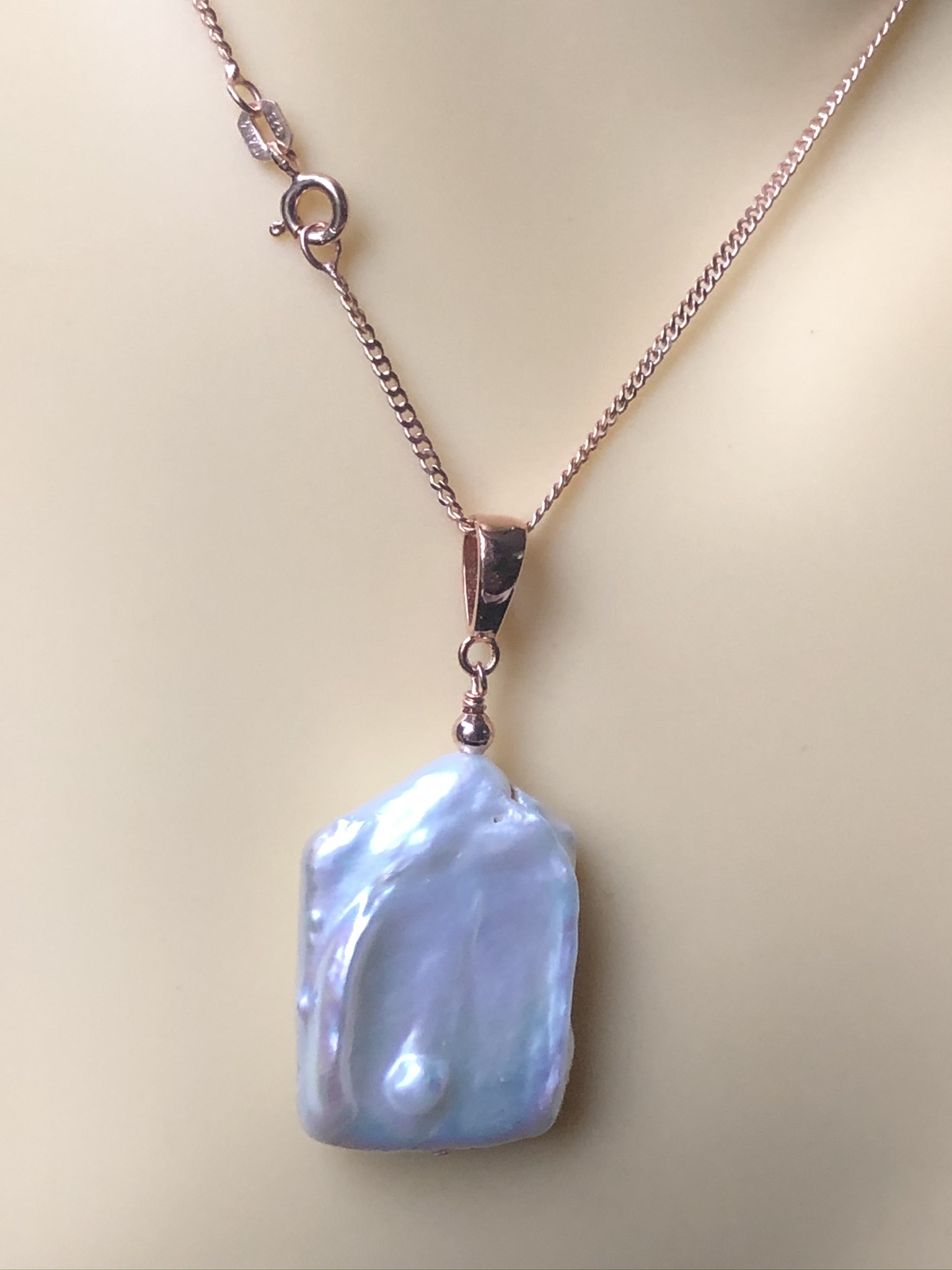 Freshwater Keshi Pearl Pendant and Rose Gold Plated Chain - Image 3