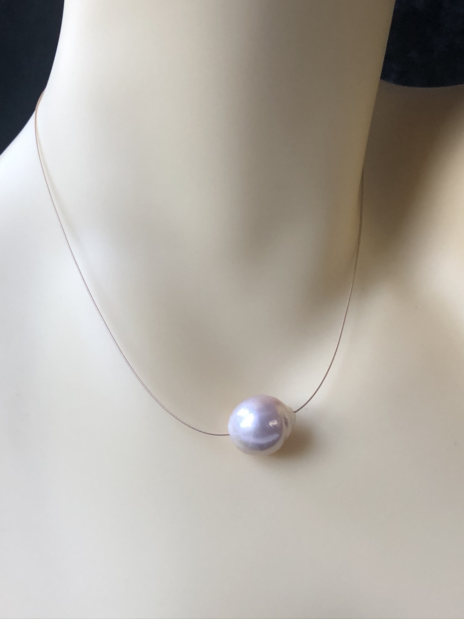Neckline Baroque Floating Pearl Necklace - Rose Gold