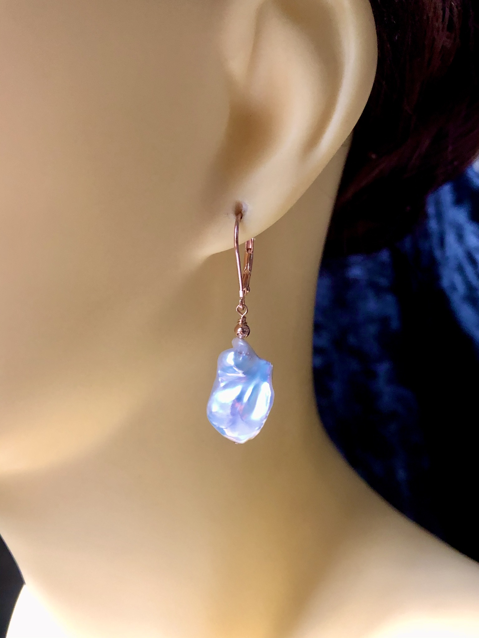 Irregular Shape Metallic Pearl Earrings - Image 3