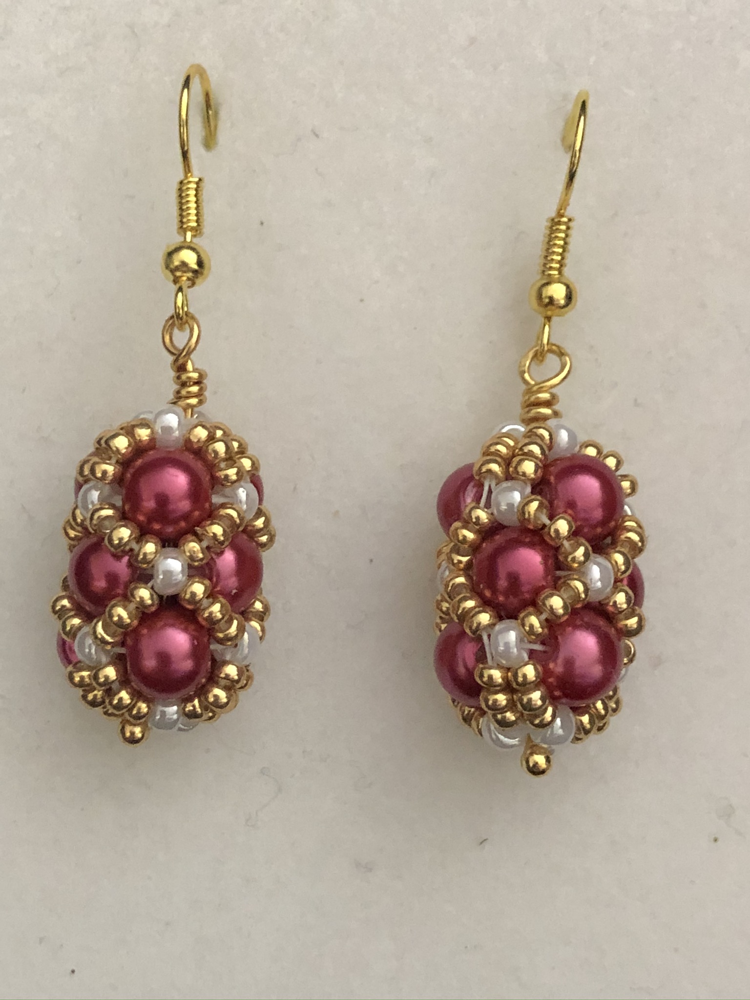 Kiss Kross Reddish-Pink Shell Pearl and Seed Bead Necklace - Image 5