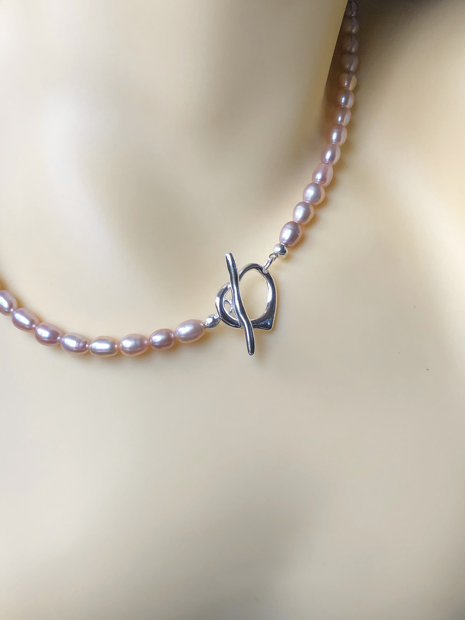 Image for satin pink pearl necklace 3