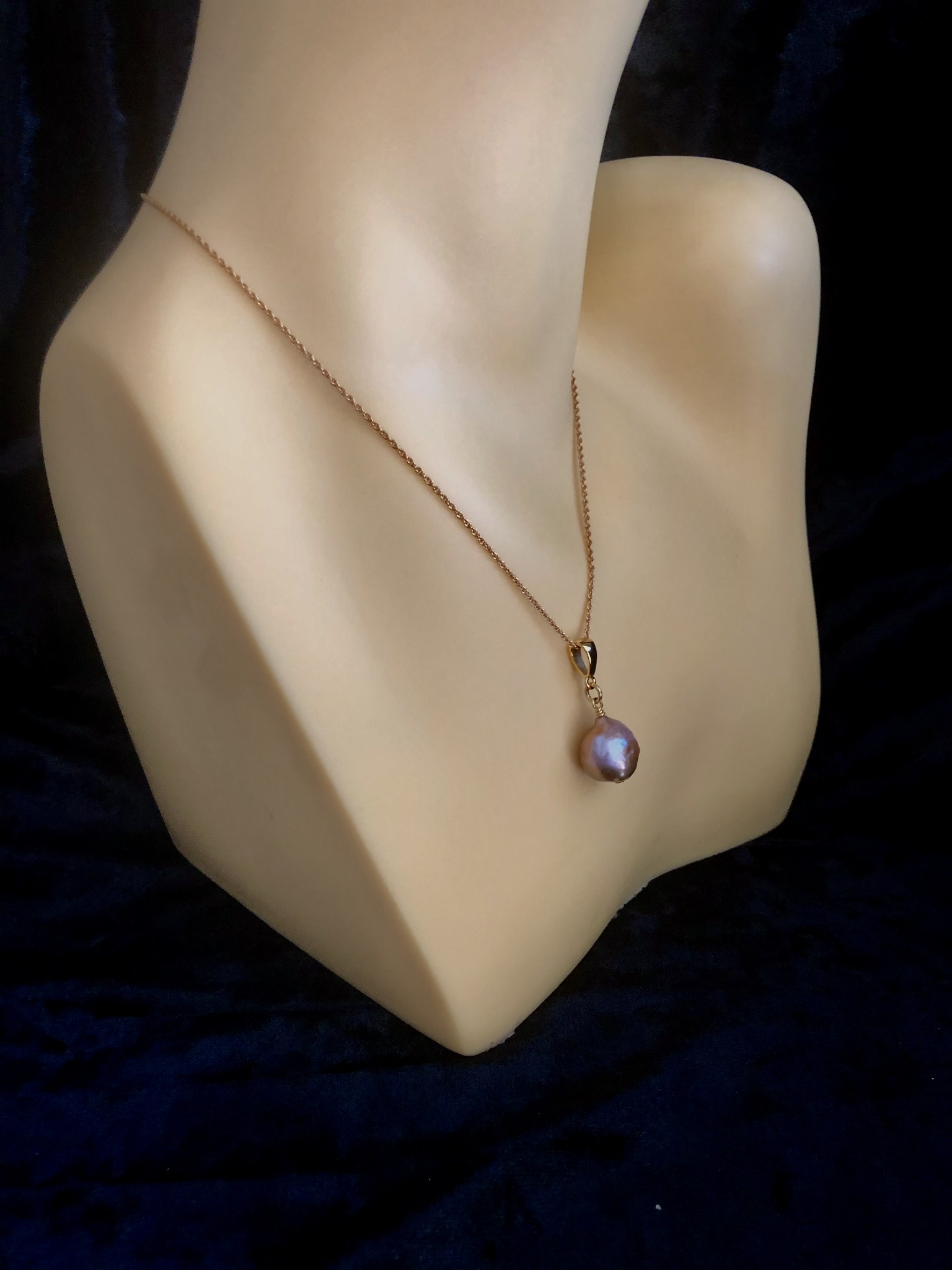 Image for metallic gold freshwater pearl pendant 1