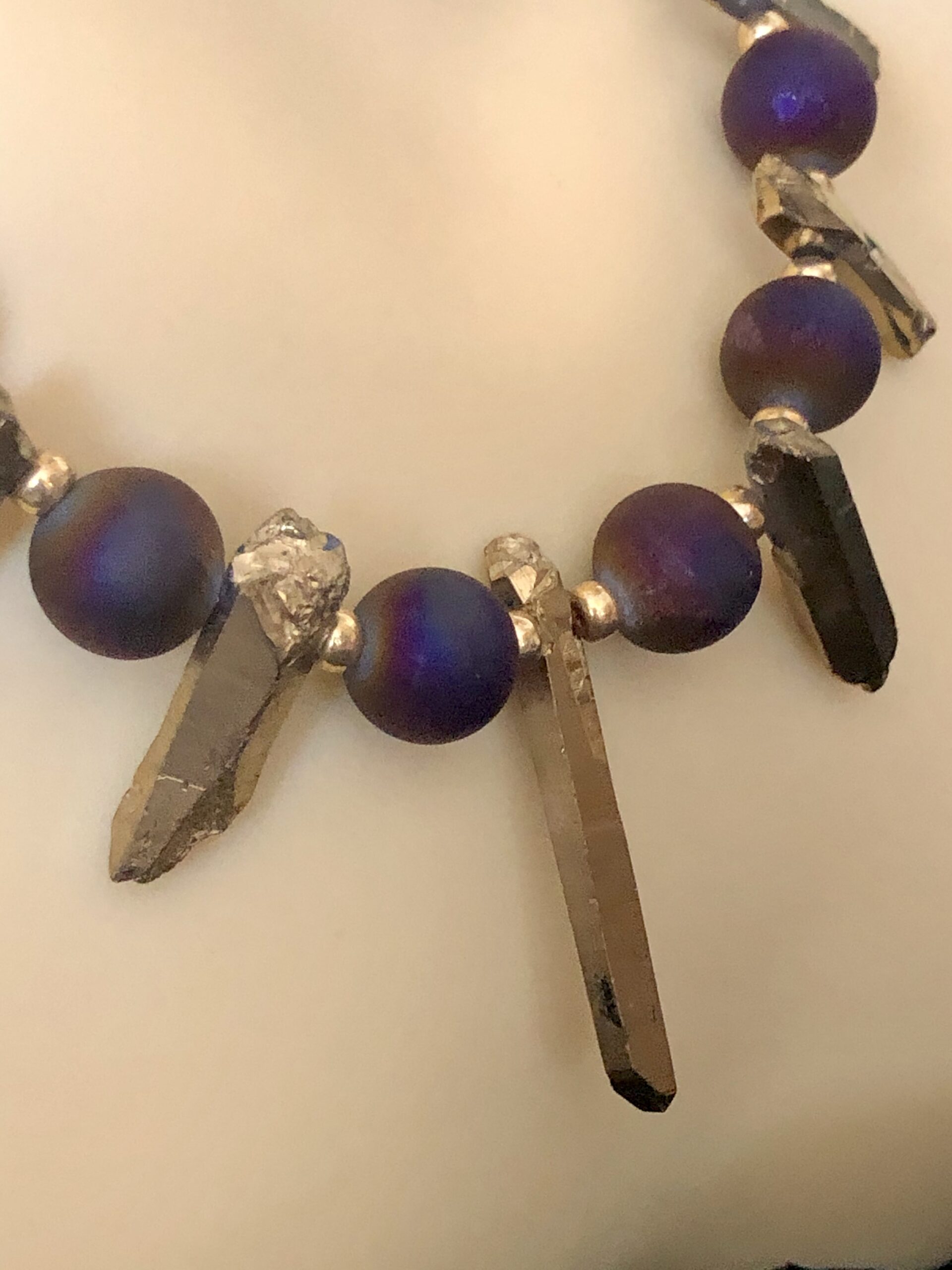 Image for Maroon druzy and gold coated quartz necklace 3