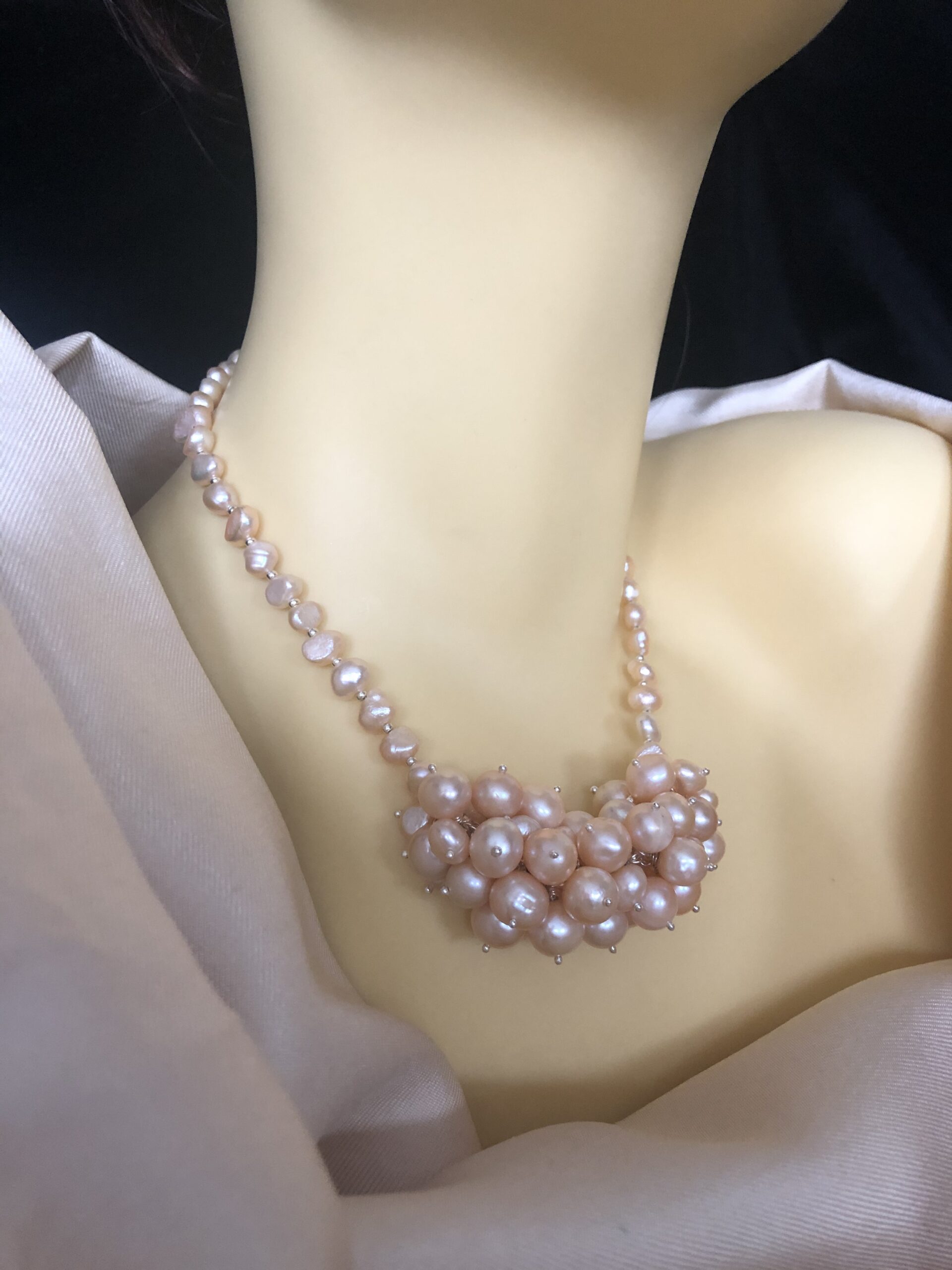 Image for Bubble Pearl Necklace 2